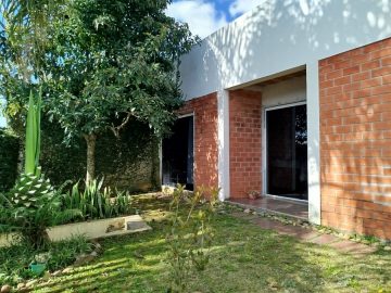 Casa Alto Padro para Aluguel